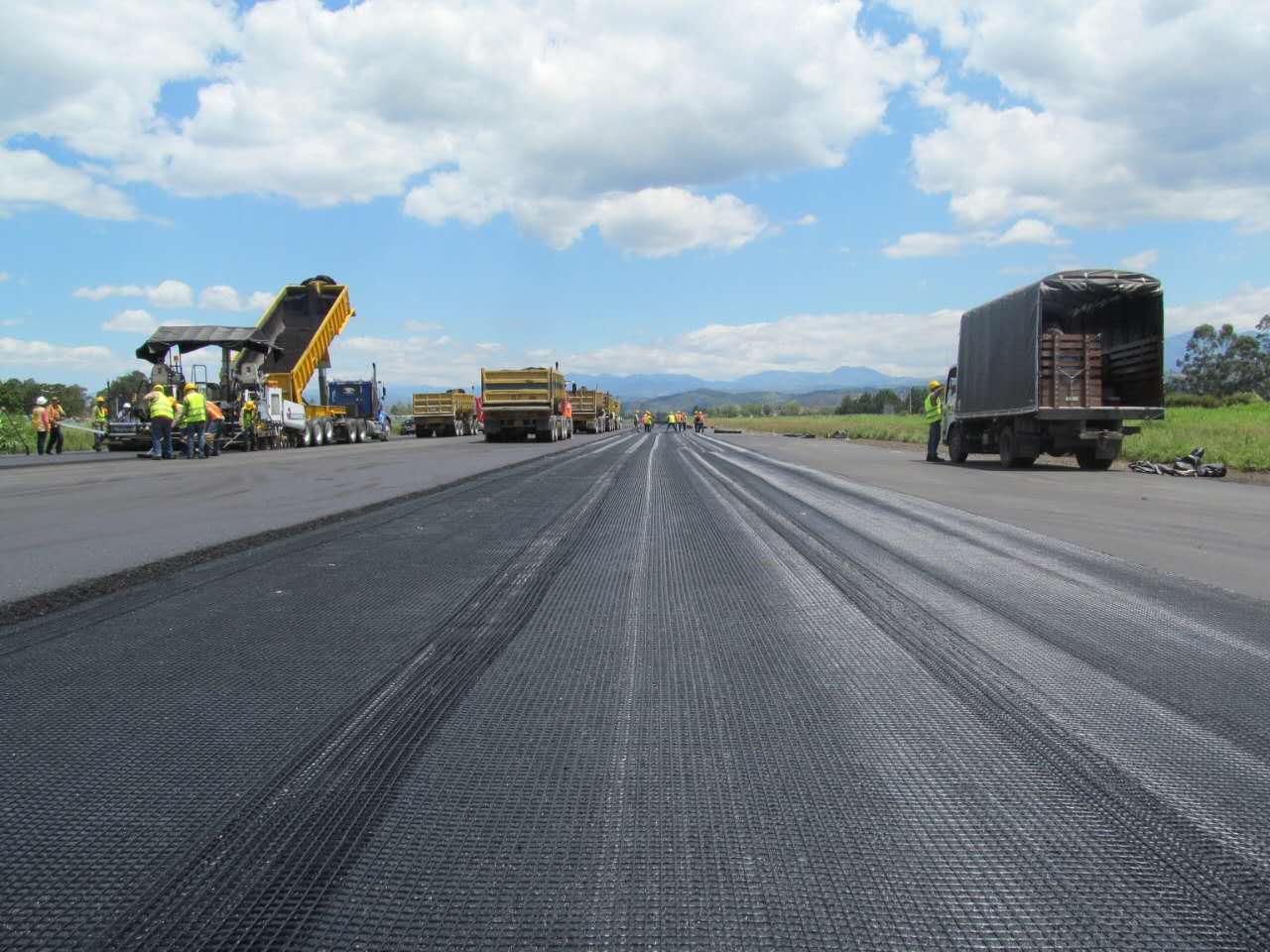 सड़क निर्माण